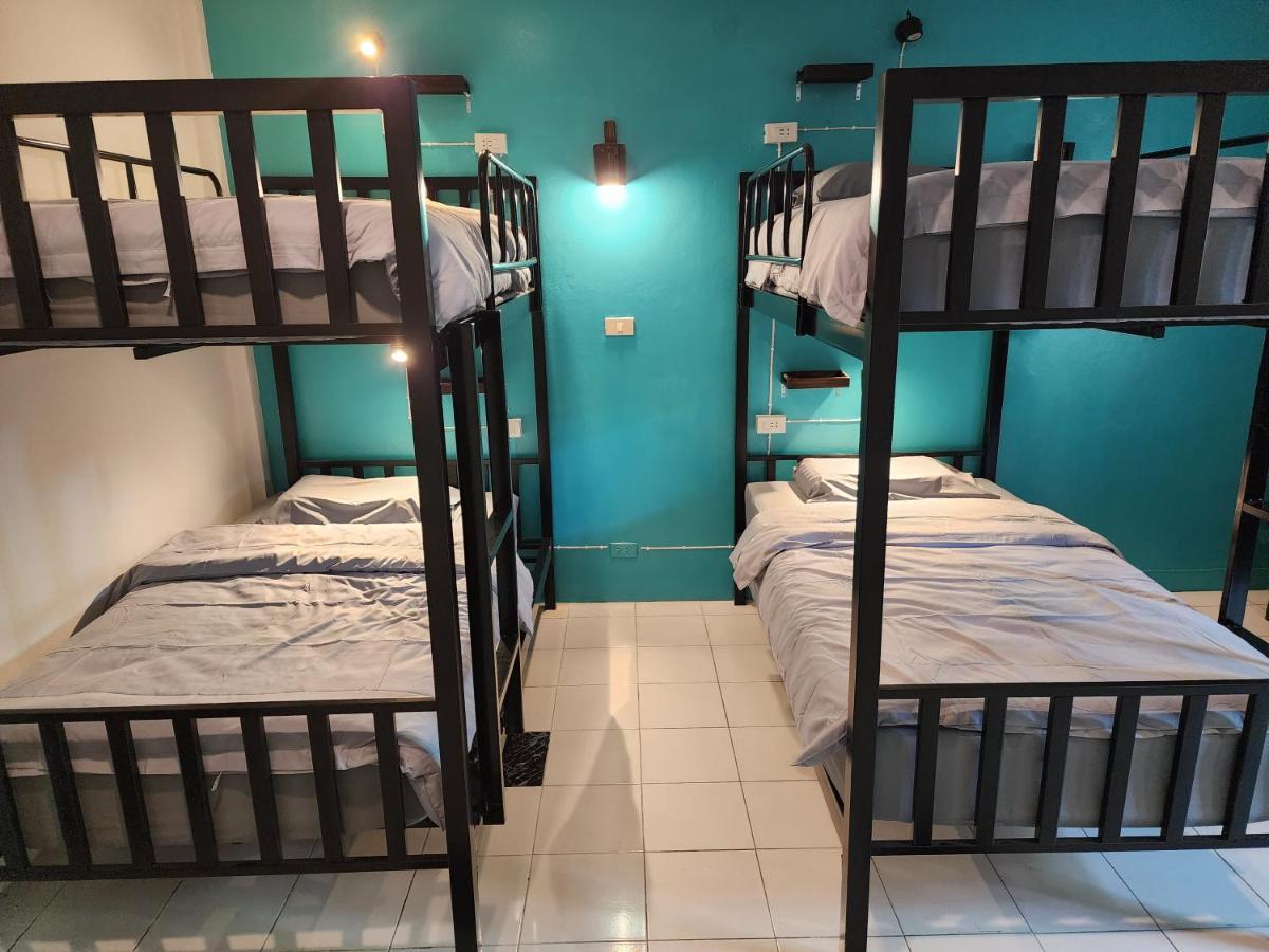 Blue Moon House - A Budget Hostel For Easy Travellers Chiang Mai Dış mekan fotoğraf